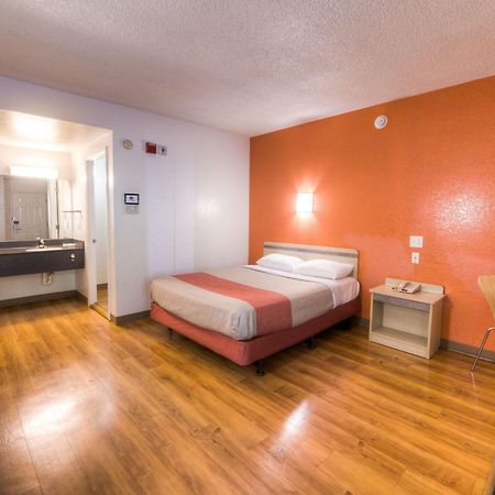 Motel 6-Niantic, Ct - New London Екстер'єр фото