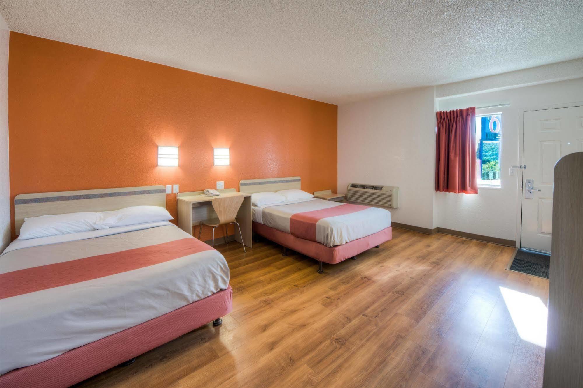 Motel 6-Niantic, Ct - New London Екстер'єр фото