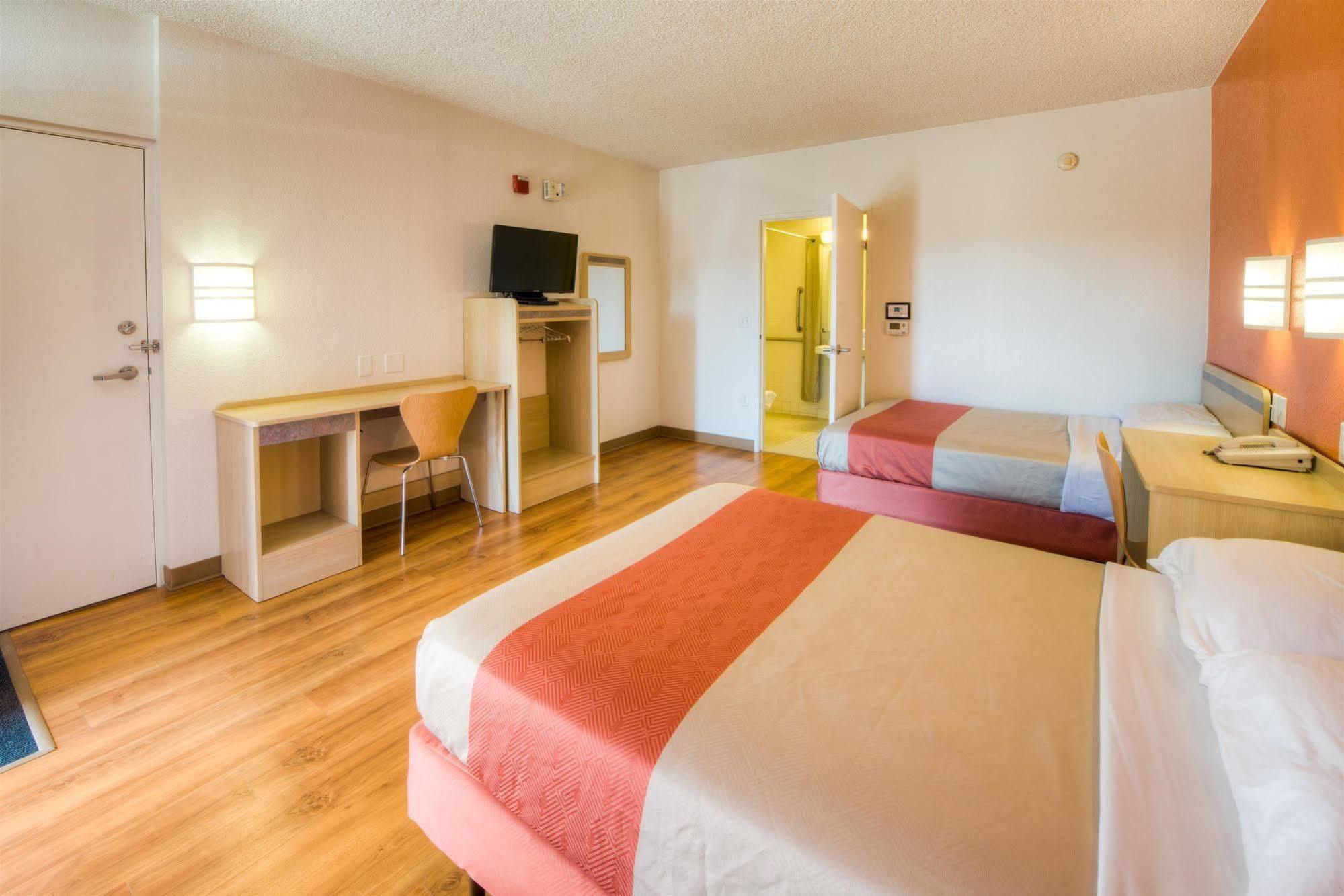 Motel 6-Niantic, Ct - New London Екстер'єр фото