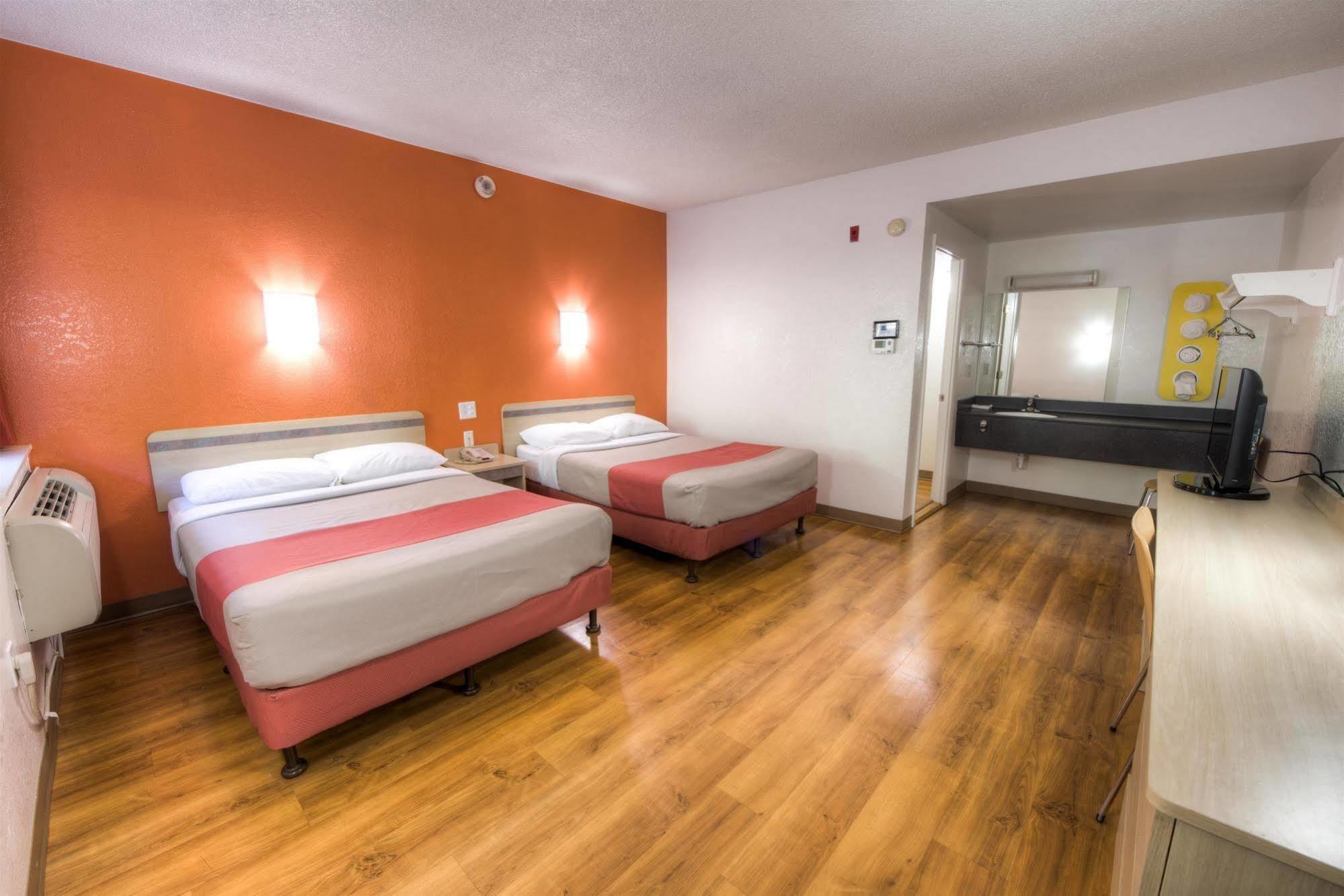 Motel 6-Niantic, Ct - New London Екстер'єр фото